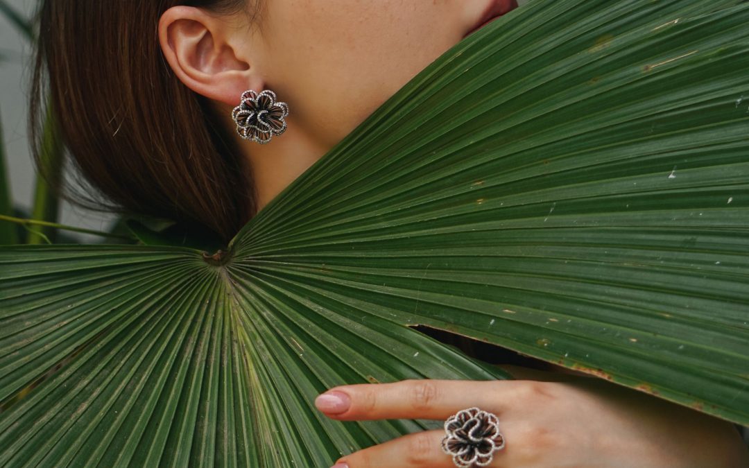 Ethical Jewelry: Understanding Sustainable and Ethical Sourcing Practices